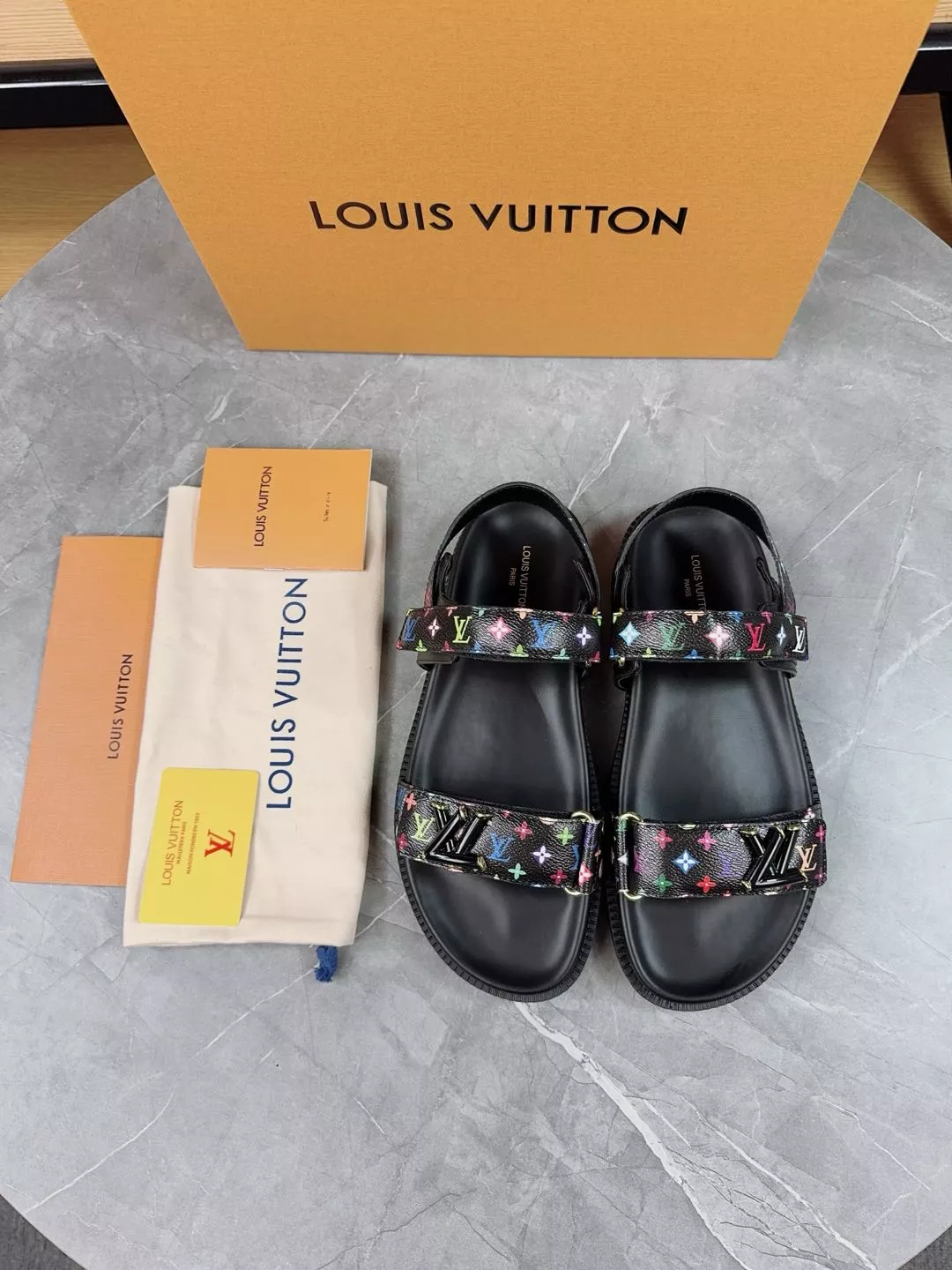 louis vuitton sandale pour femme s_12ba4a02